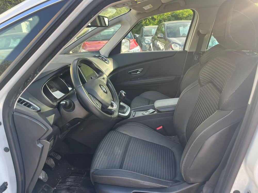 Renault Grand Scénic usata a Milano (8)