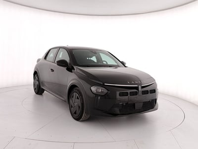 Lancia Ypsilon 1.2 mhev Edizione Cassina e-dct nuova a Napoli