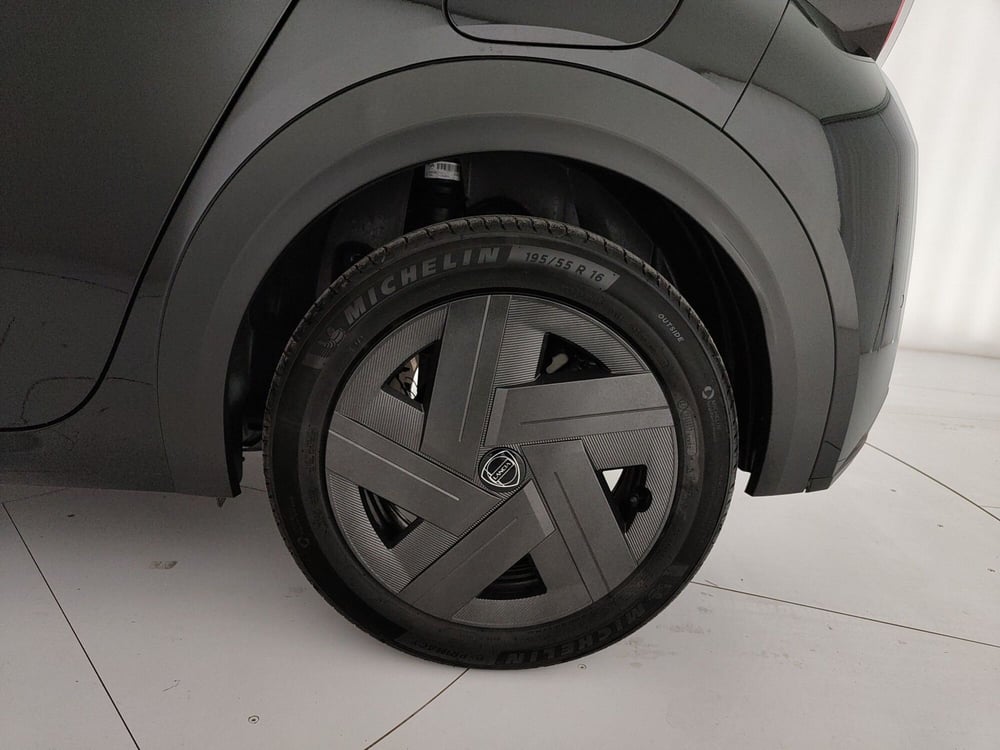 Lancia Ypsilon nuova a Napoli (11)