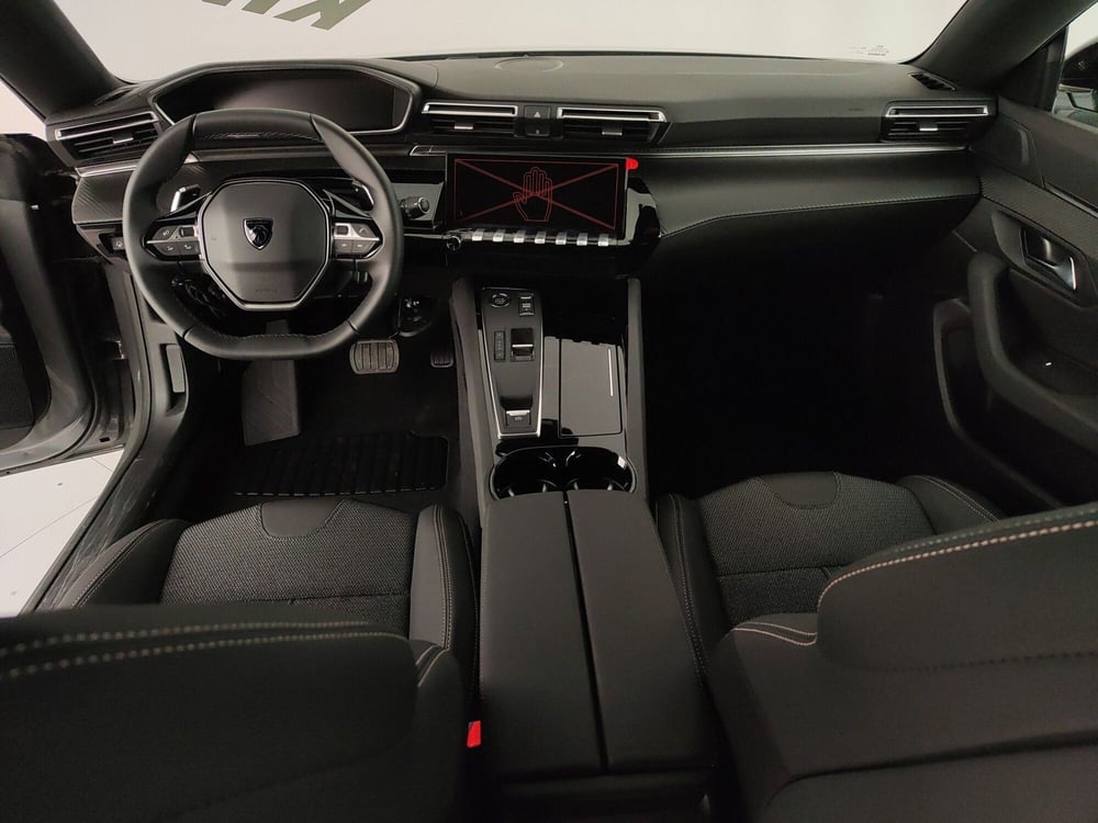 Peugeot 508 SW nuova a Caserta (13)