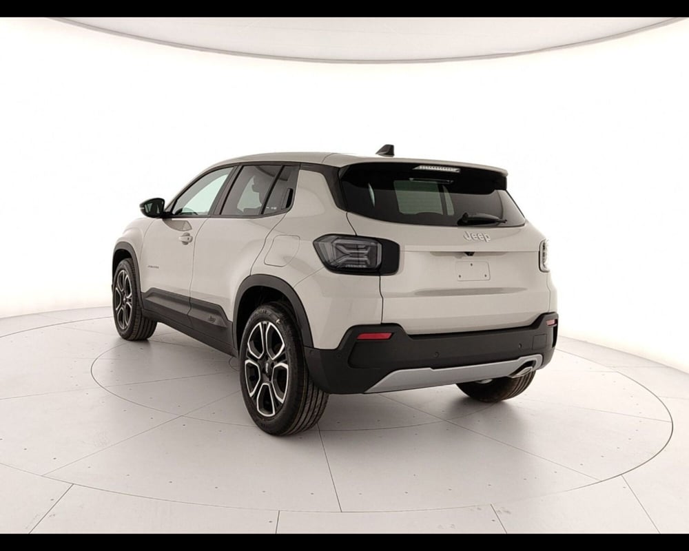 Jeep Avenger nuova a Napoli (4)