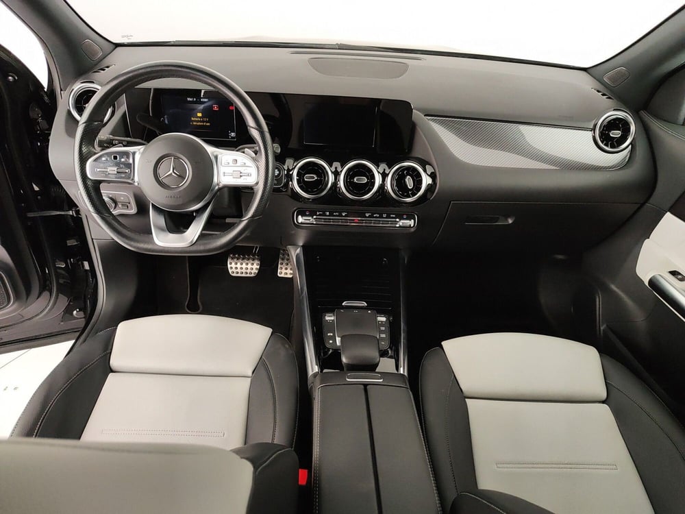 Mercedes-Benz GLA SUV usata a Caserta (15)