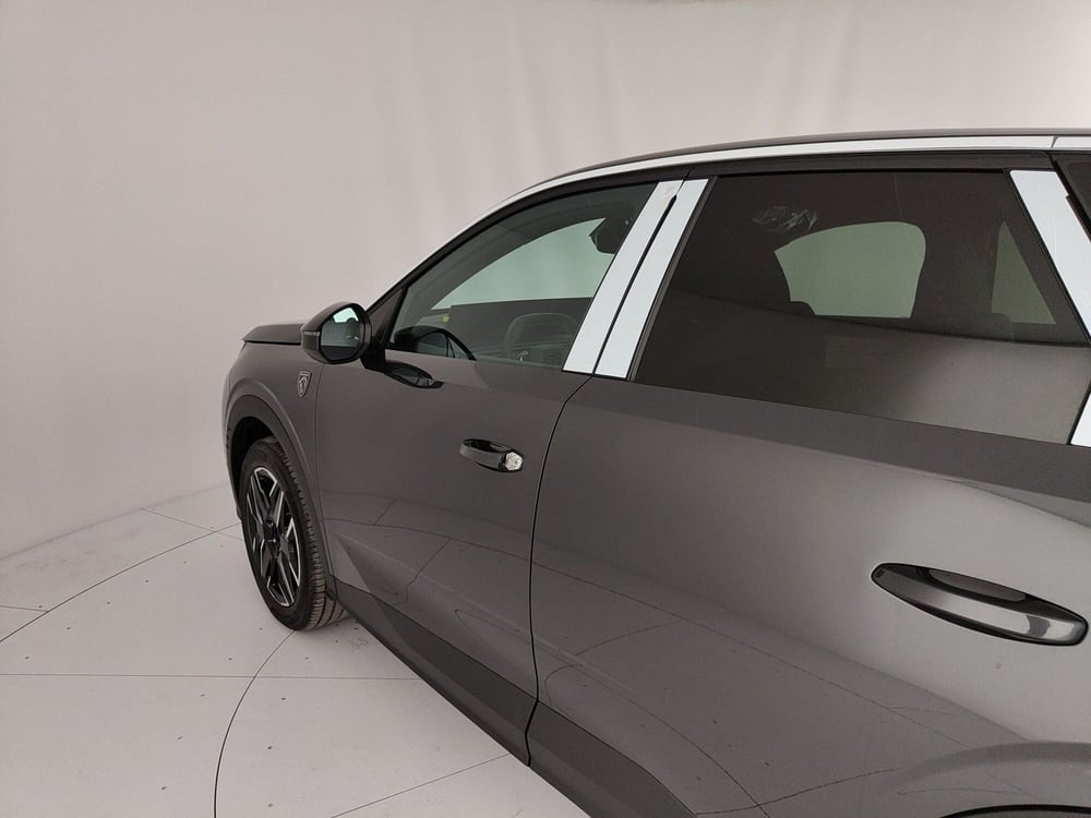 Peugeot 3008 nuova a Caserta (11)