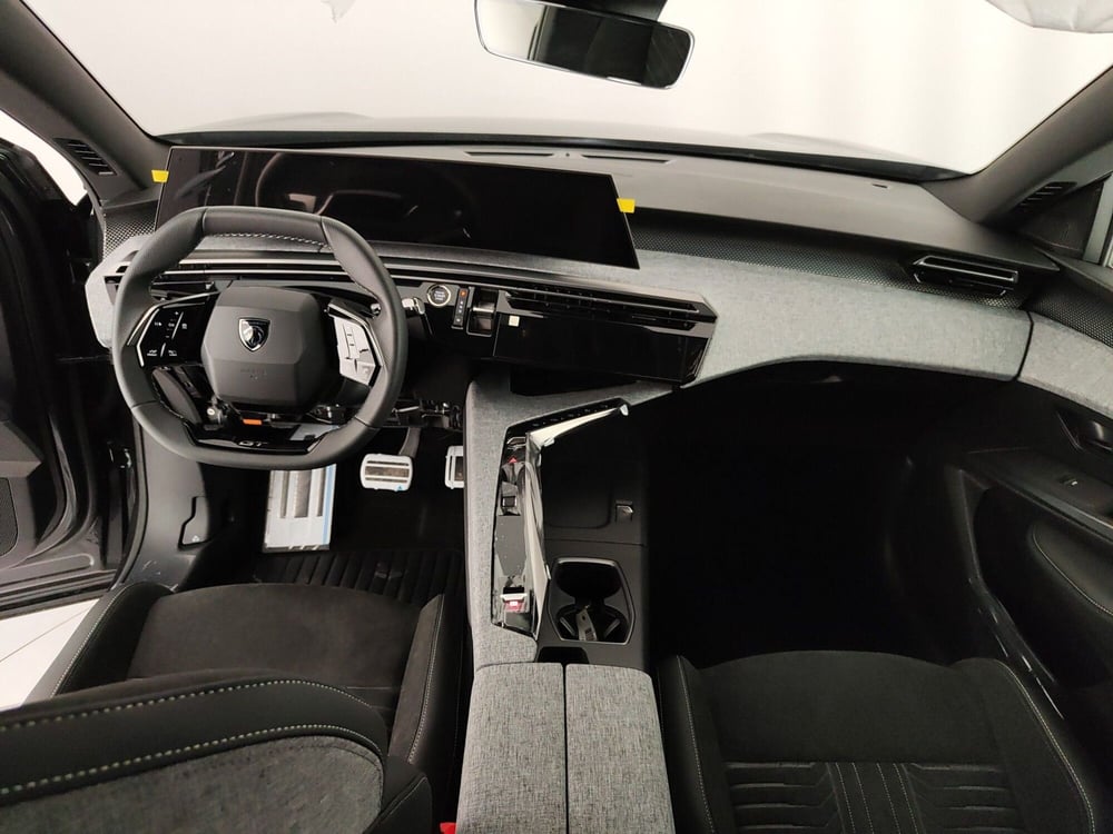 Peugeot 3008 nuova a Caserta (14)