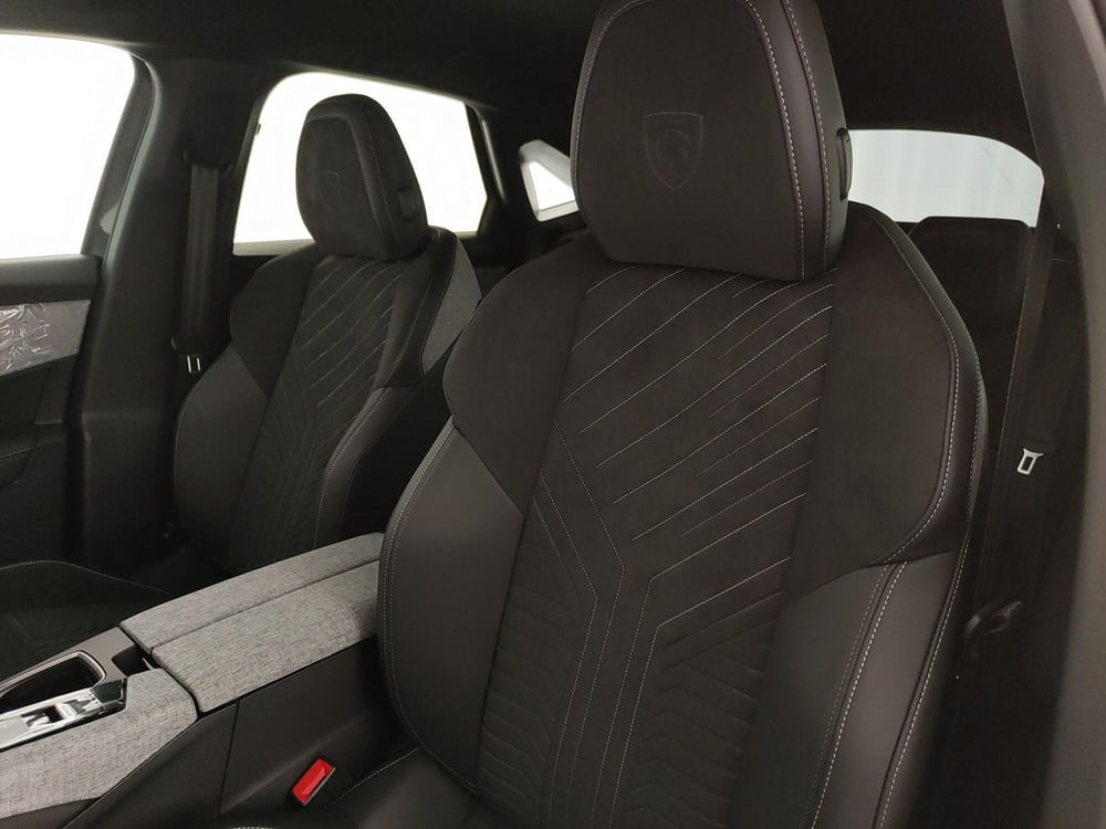 Peugeot 3008 nuova a Caserta (16)