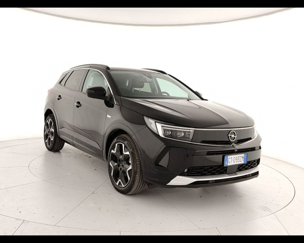 Opel Grandland usata a Caserta