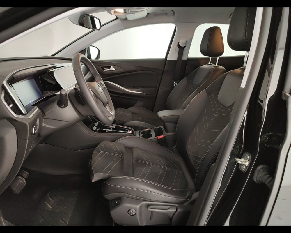 Opel Grandland usata a Caserta (14)