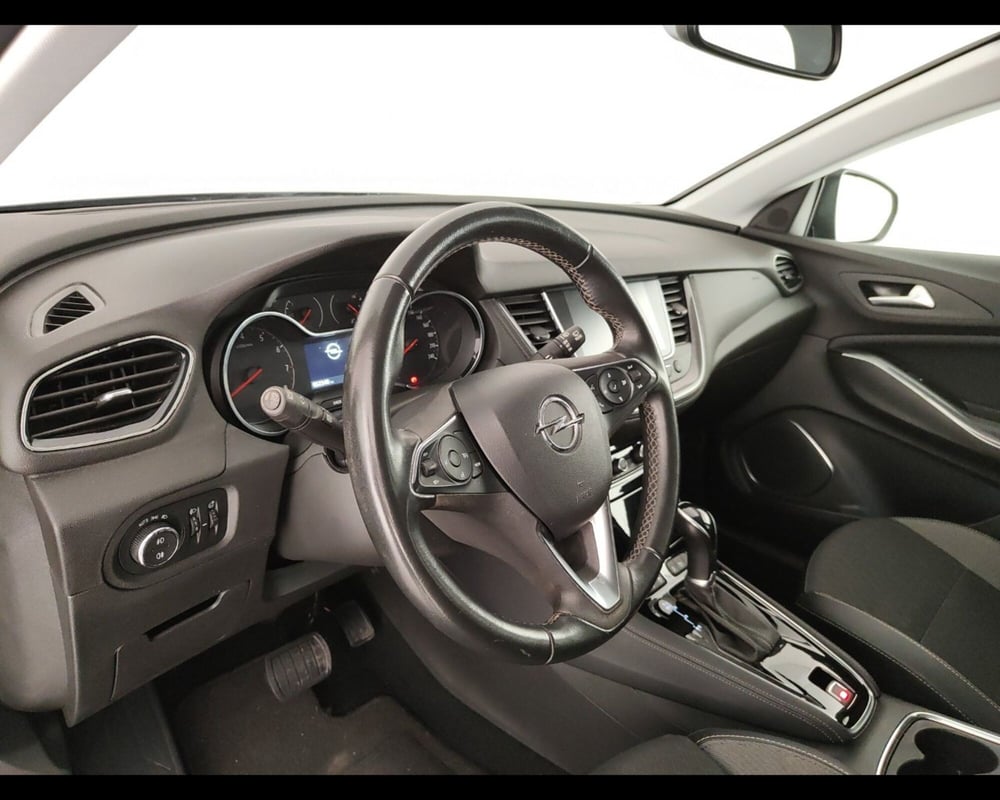 Opel Grandland X usata a Caserta (18)