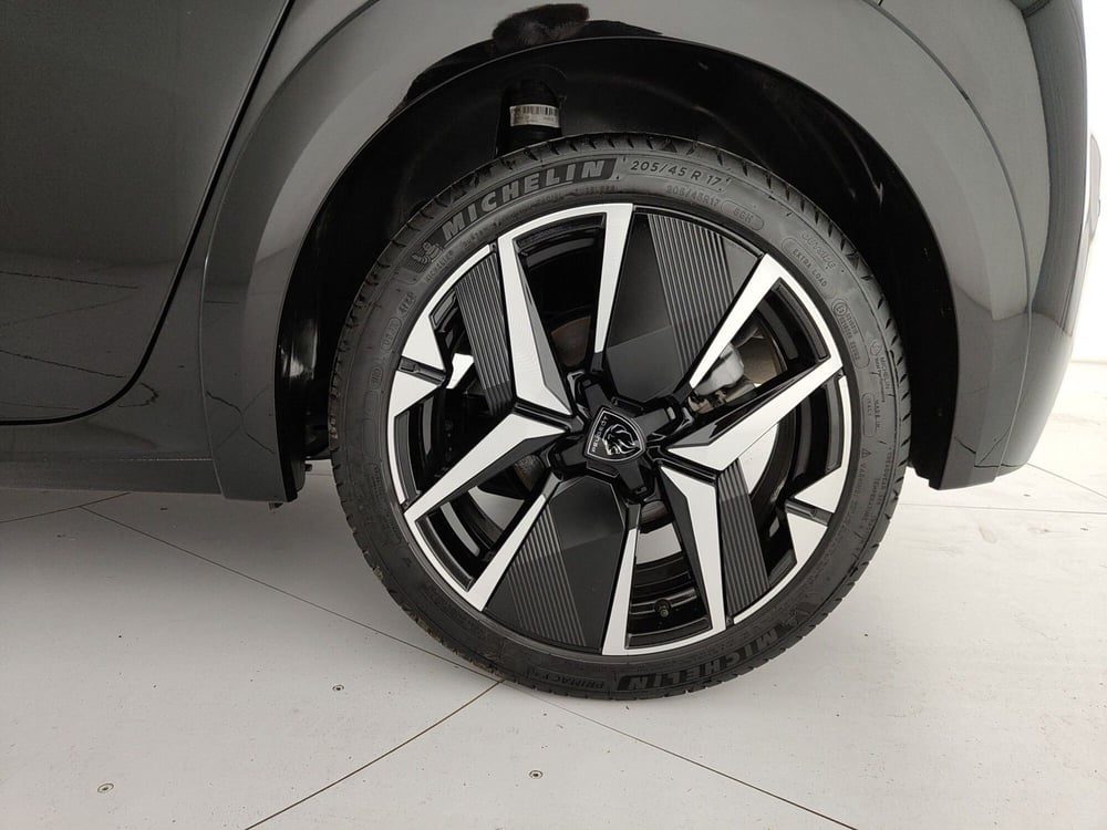 Peugeot 208 usata a Caserta (11)