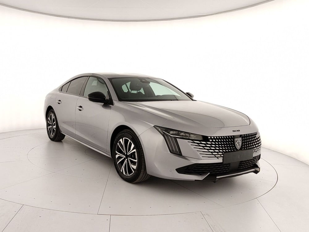 Peugeot 508 nuova a Caserta