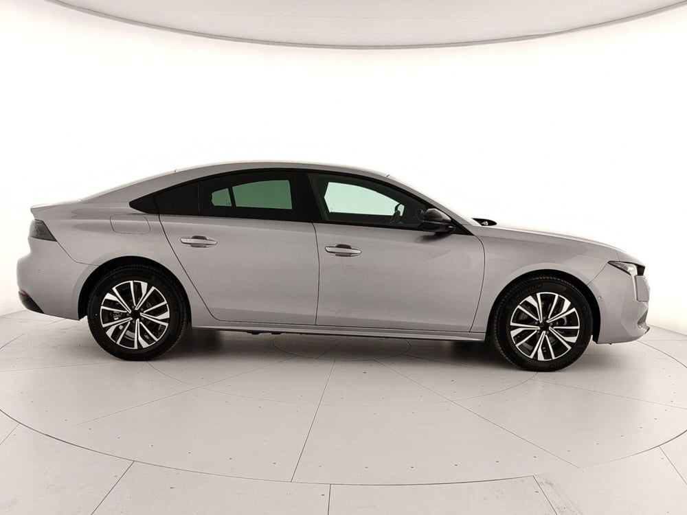 Peugeot 508 nuova a Caserta (7)