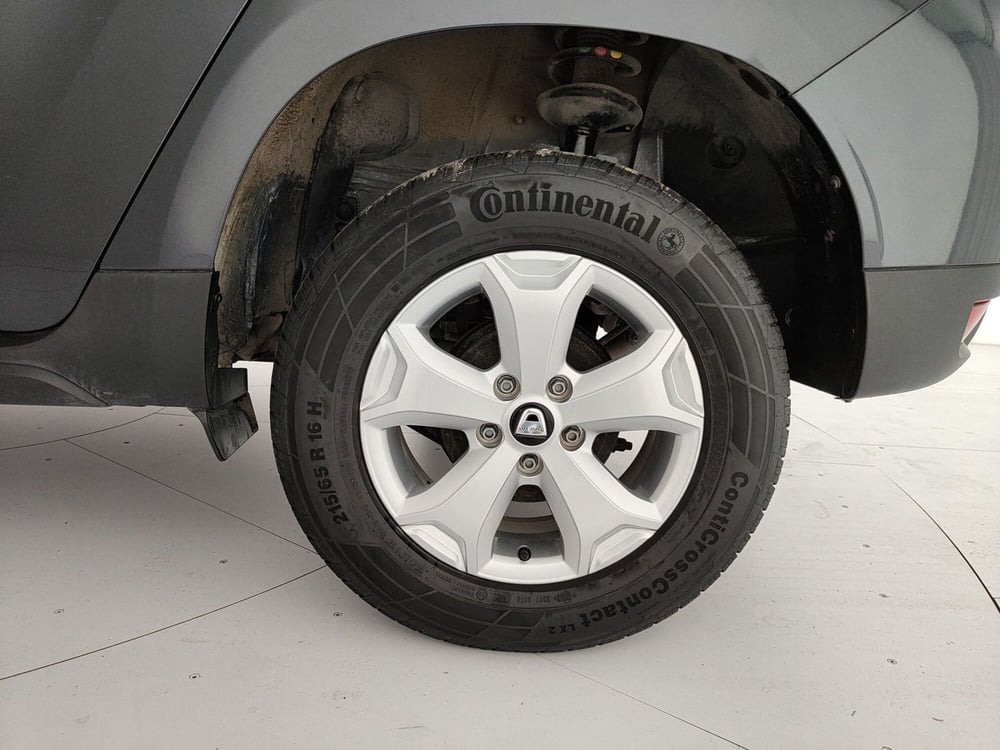 Dacia Duster usata a Caserta (11)