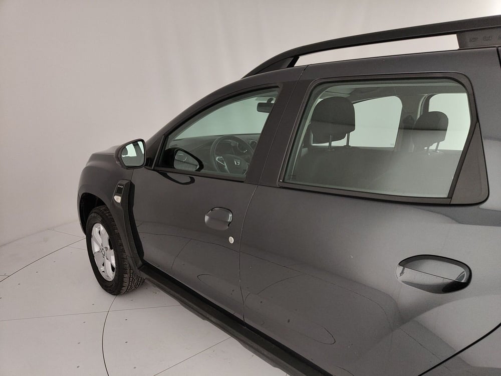 Dacia Duster usata a Caserta (12)