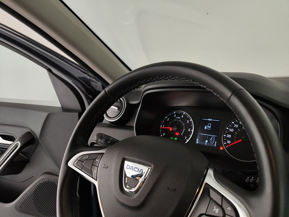 Dacia Duster usata a Caserta (20)
