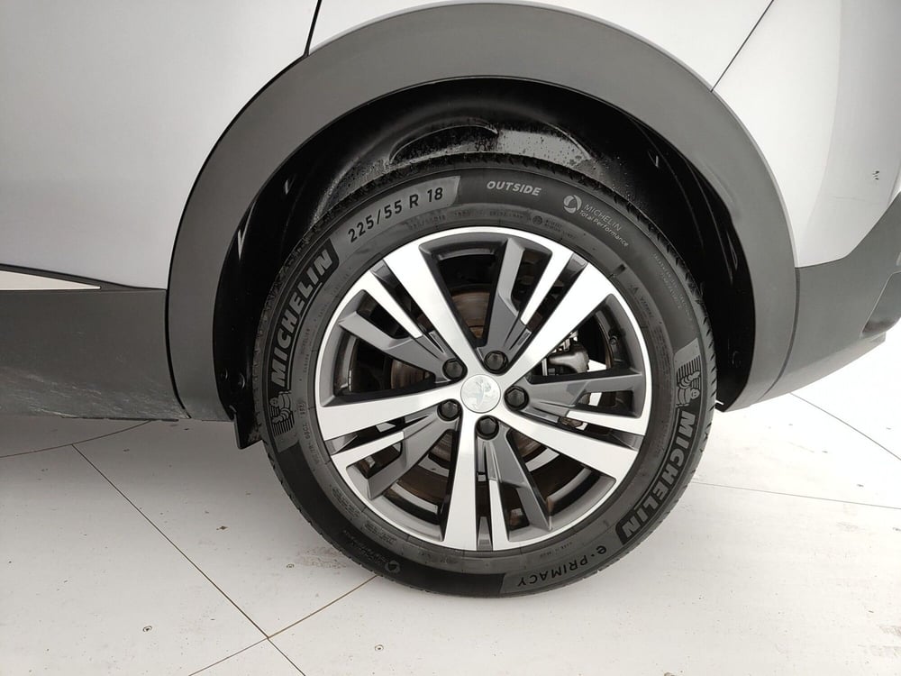 Peugeot 3008 usata a Caserta (11)