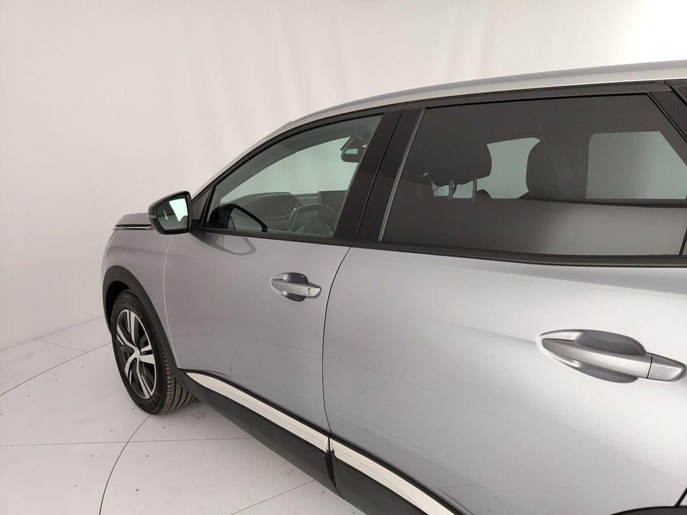 Peugeot 3008 usata a Caserta (12)