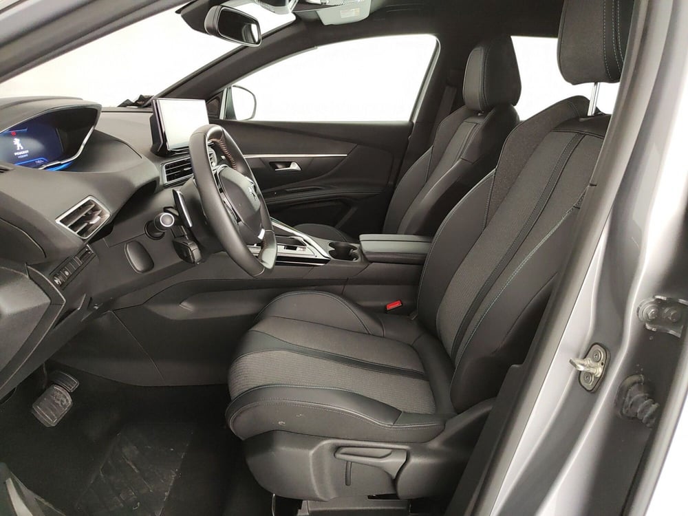Peugeot 3008 usata a Caserta (16)