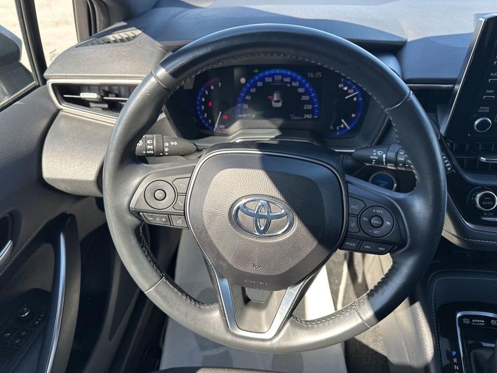 Toyota Corolla Touring Sports usata a Siracusa (11)