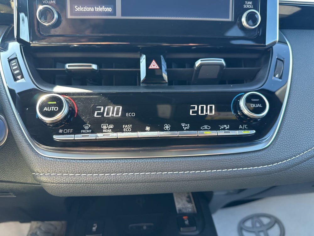 Toyota Corolla Touring Sports usata a Siracusa (14)