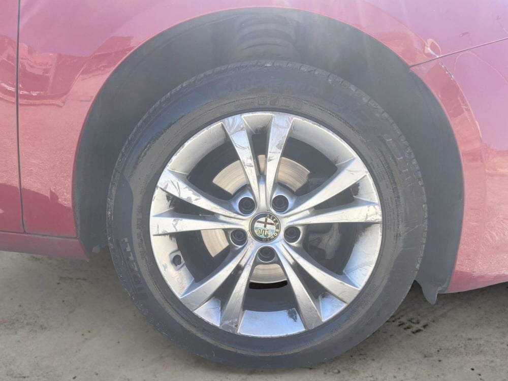 Alfa Romeo Giulietta usata a Pistoia (14)