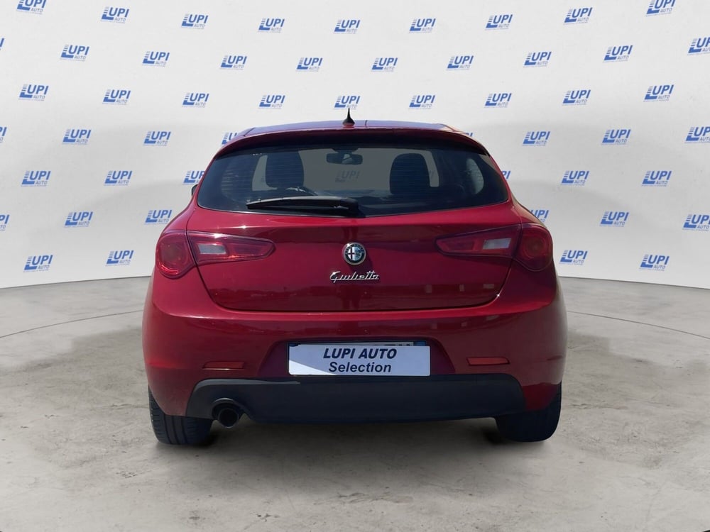 Alfa Romeo Giulietta usata a Pistoia (4)