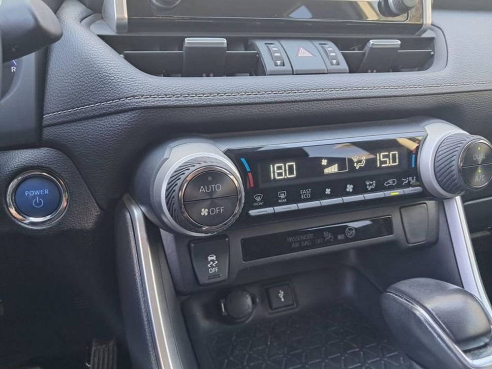 Toyota Rav4 usata a Cagliari (14)