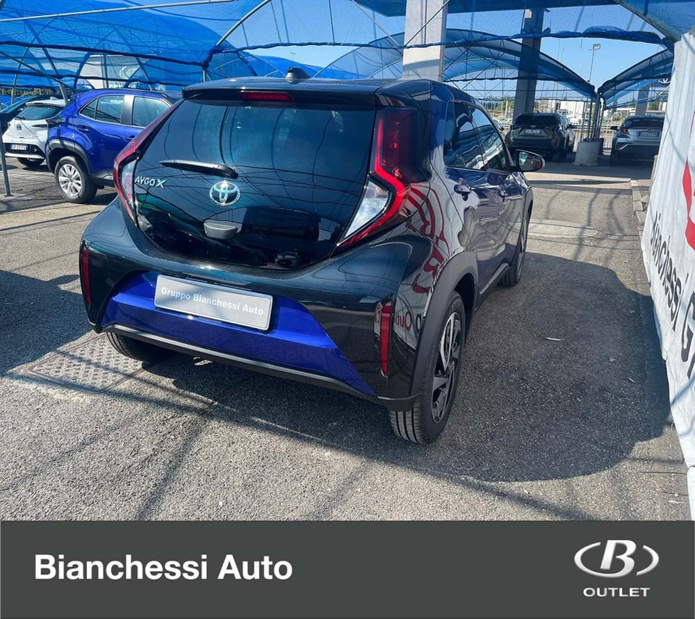 Toyota Aygo X nuova a Cremona (7)