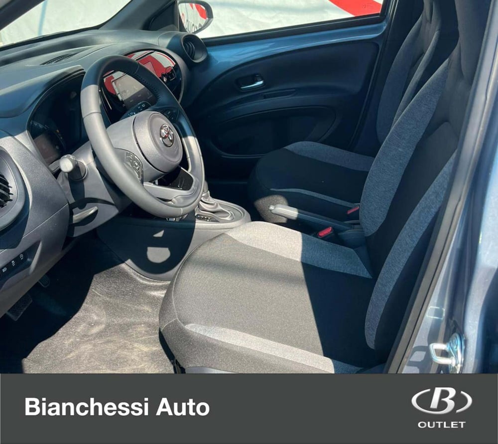 Toyota Aygo X nuova a Cremona (13)