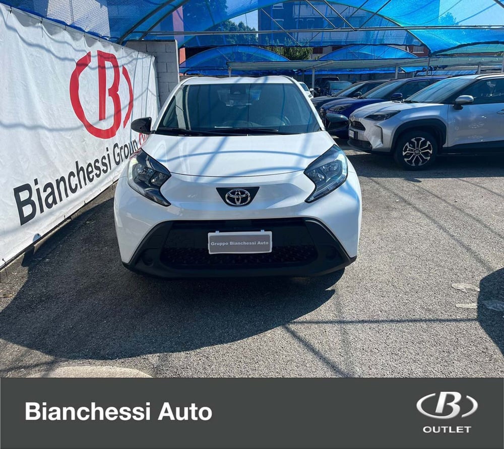 Toyota Aygo X nuova a Cremona (4)
