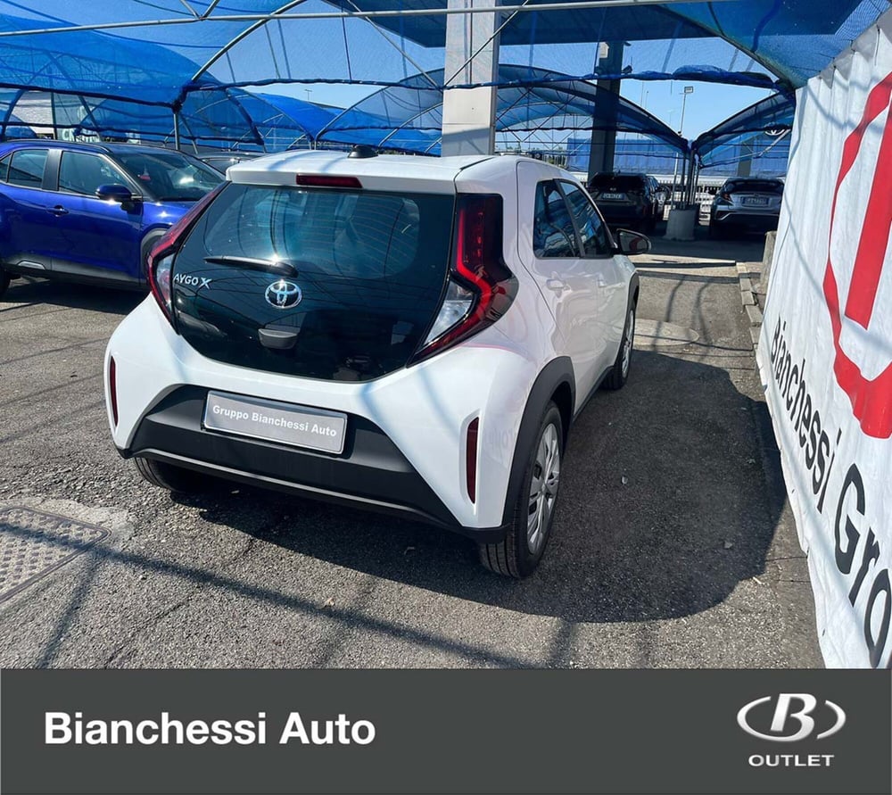 Toyota Aygo X nuova a Cremona (5)