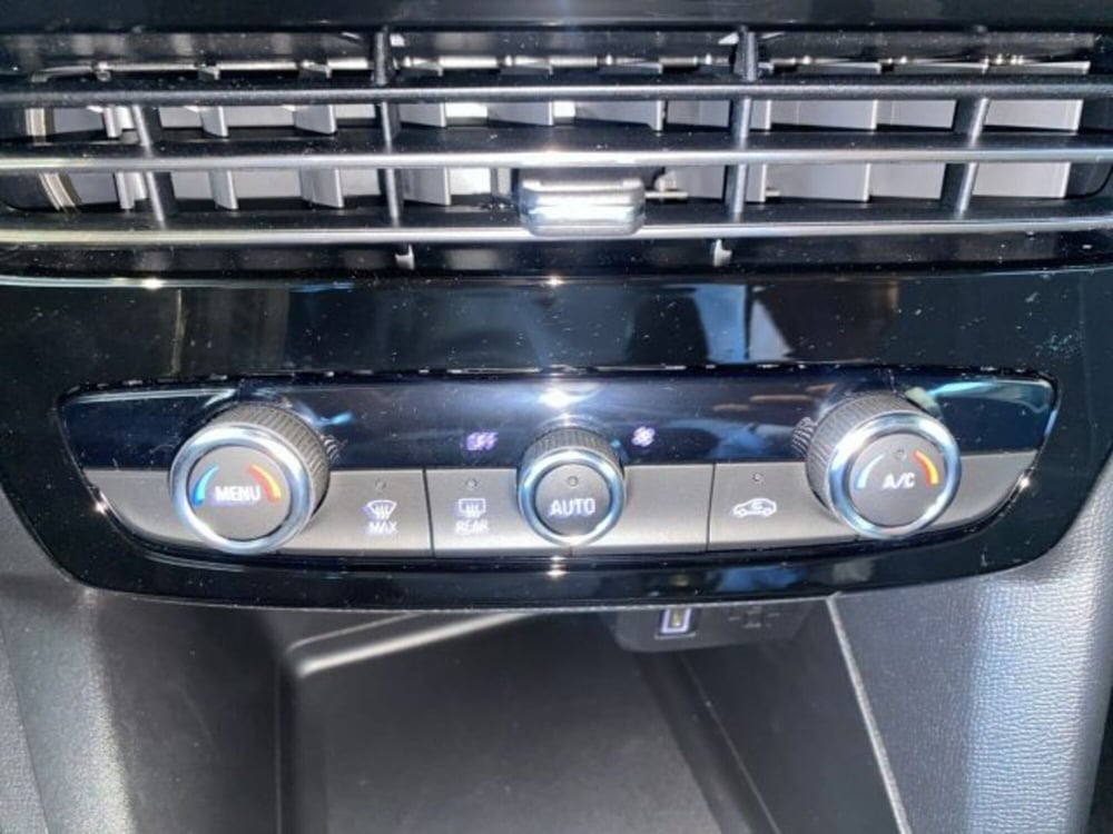 Opel Mokka nuova a Perugia (19)