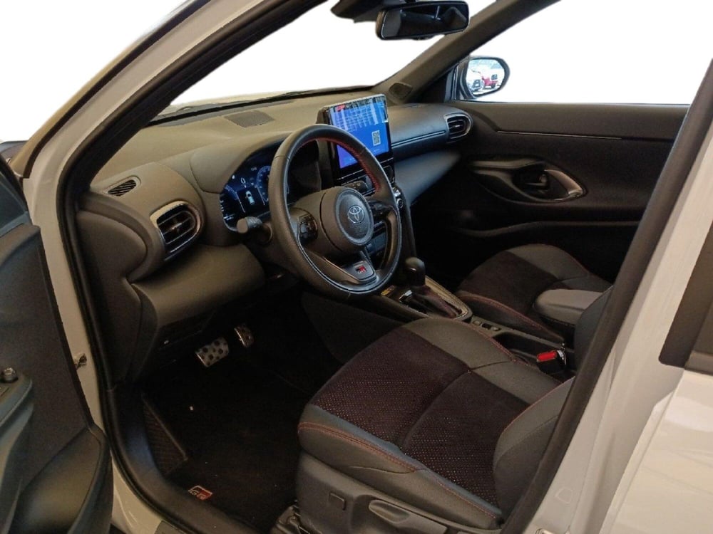 Toyota Yaris Cross usata a Milano (14)