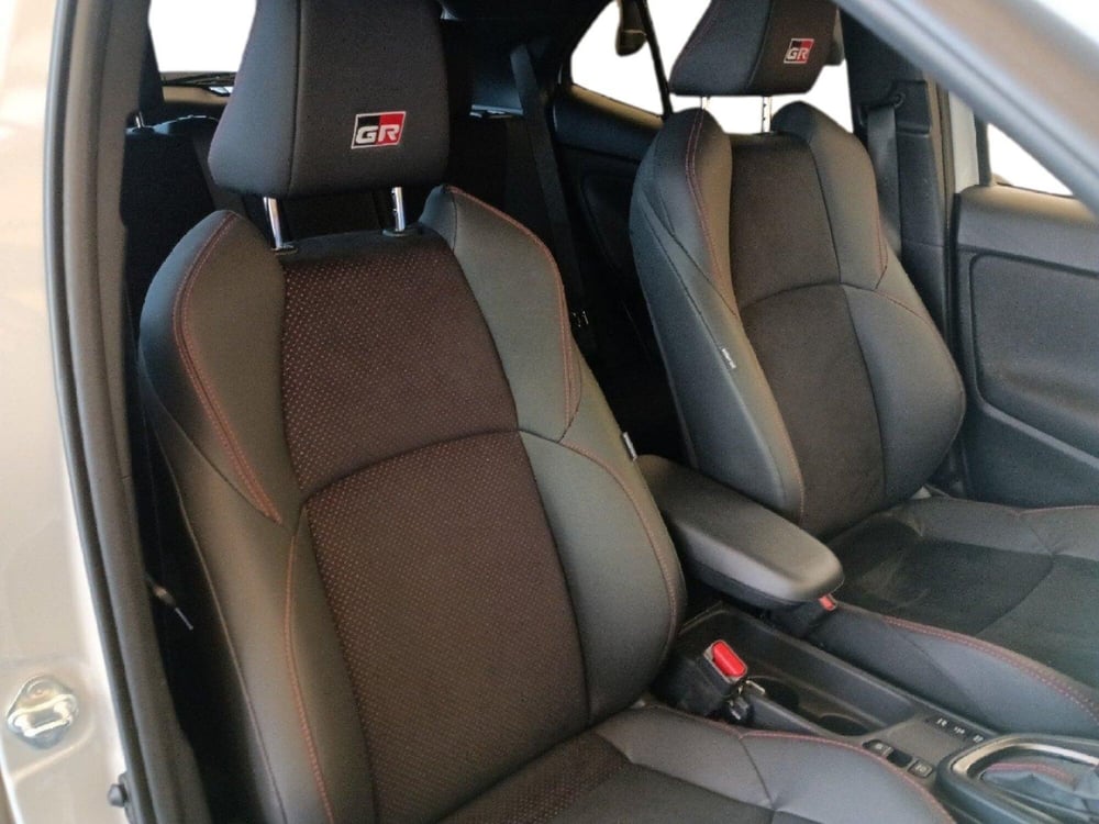 Toyota Yaris Cross usata a Milano (6)