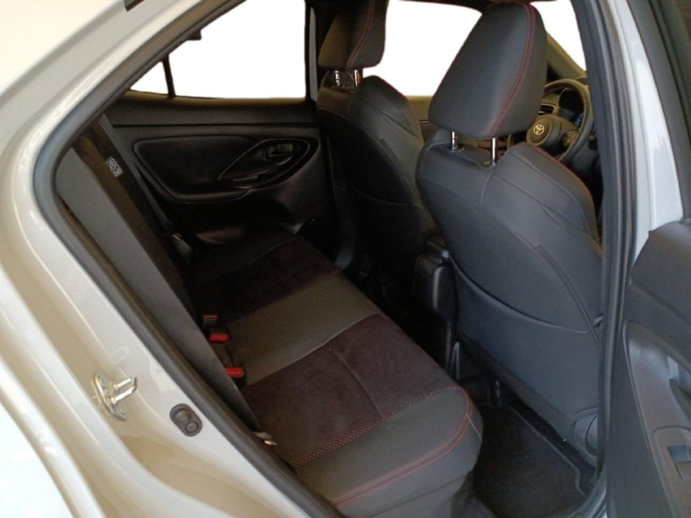 Toyota Yaris Cross usata a Milano (7)