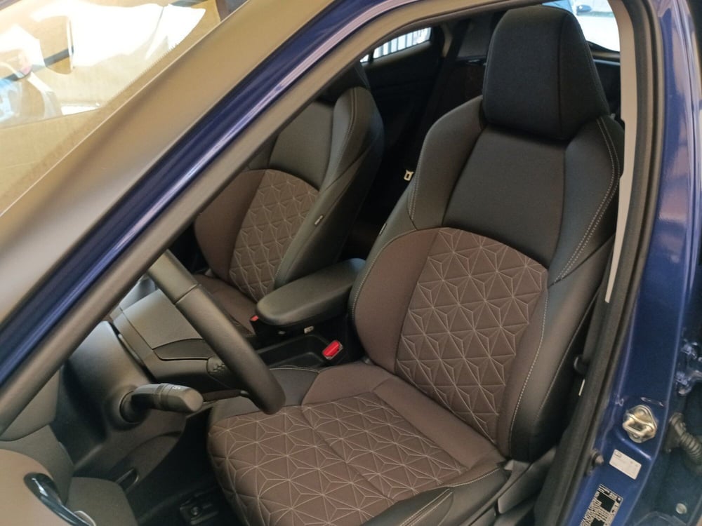 Toyota Yaris Cross usata a Milano (10)