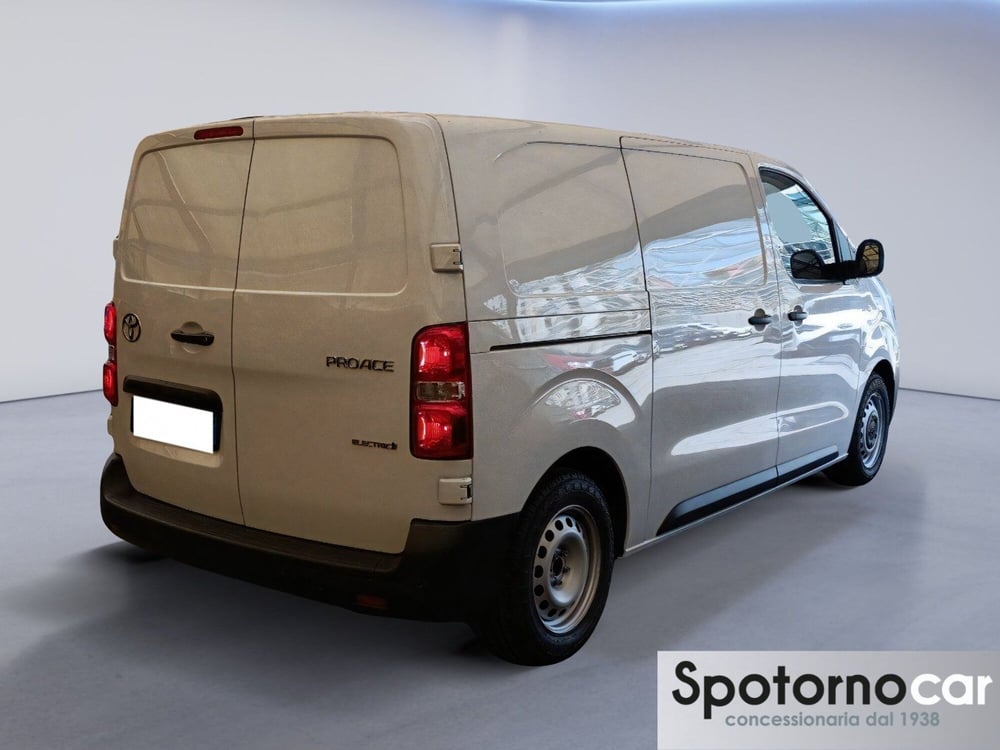 Toyota Proace usata a Milano (16)