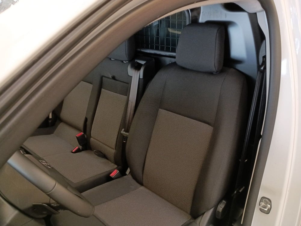 Toyota Proace usata a Milano (9)