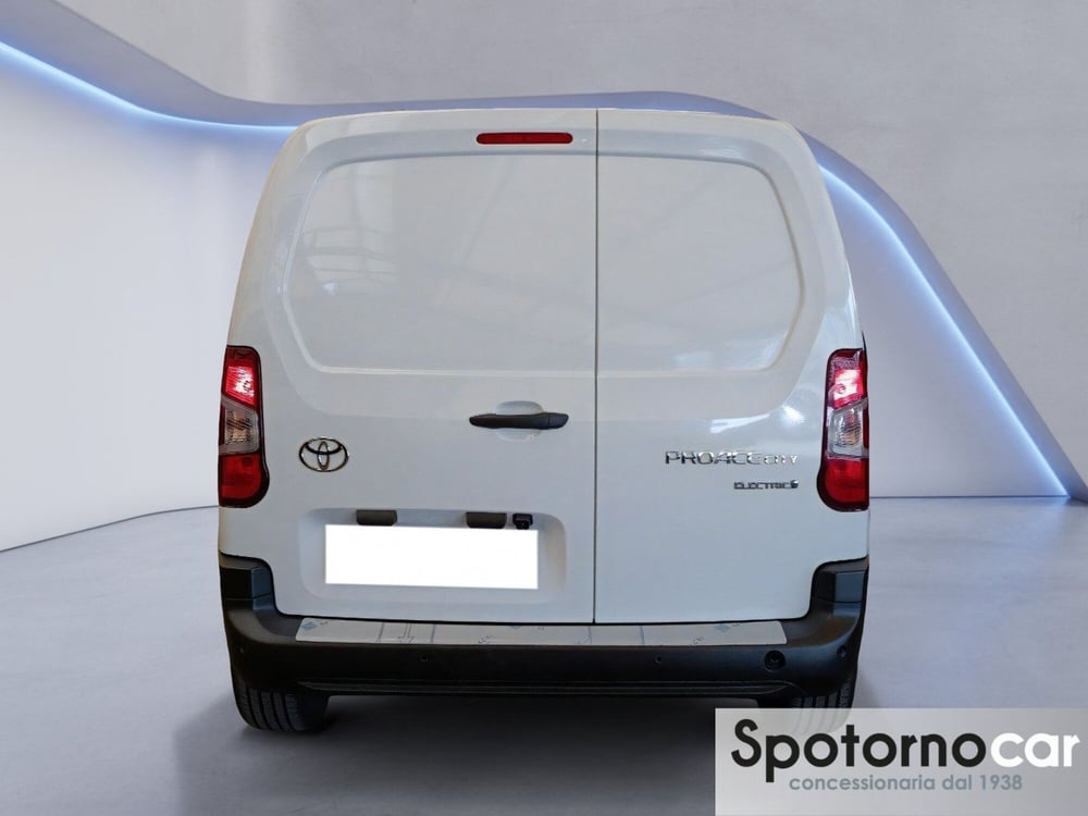 Toyota Proace City Furgone usata a Milano (3)