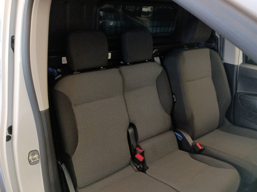 Toyota Proace City Furgone usata a Milano (6)