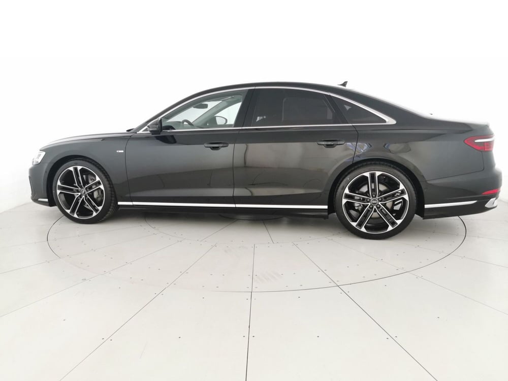 Audi A8 nuova a Chieti (2)