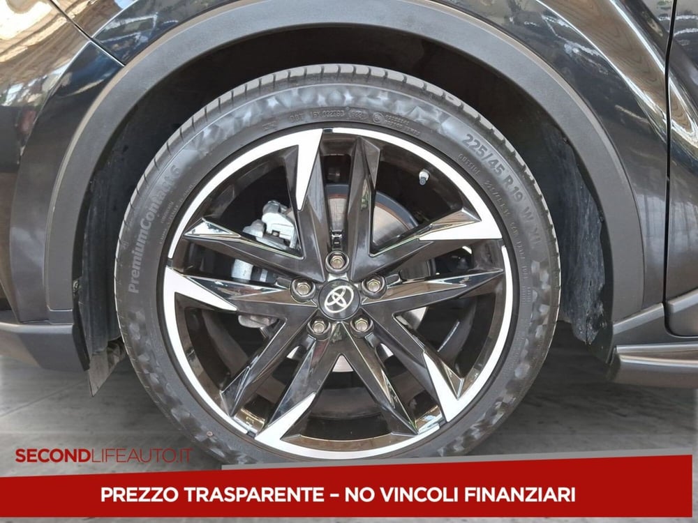 Toyota Toyota C-HR usata a Roma (8)