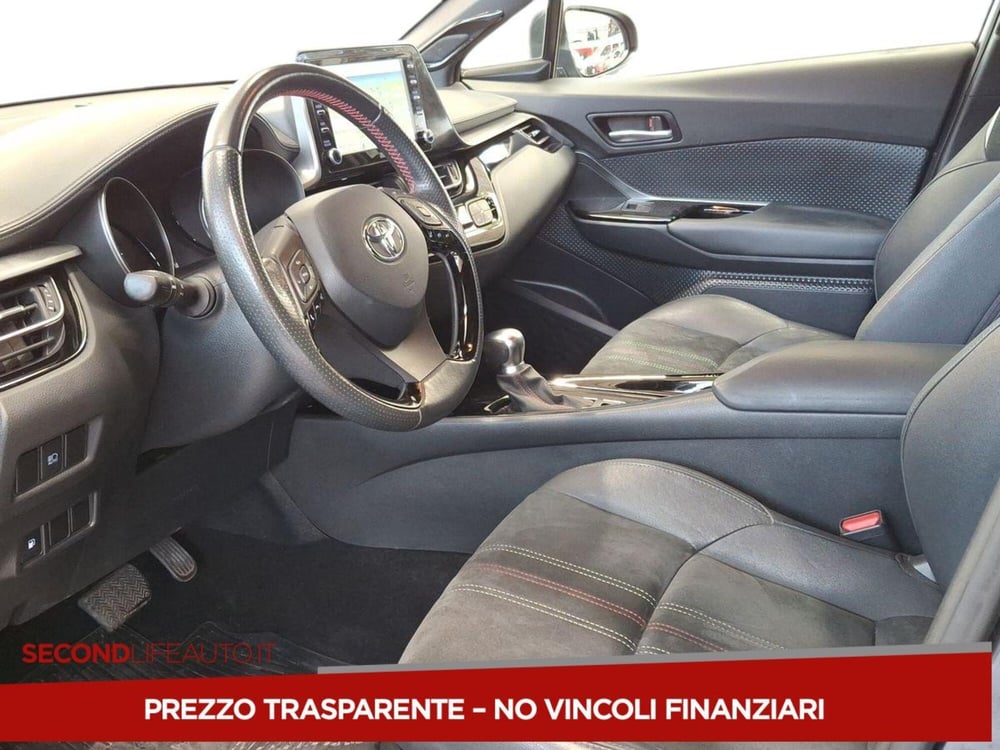 Toyota Toyota C-HR usata a Roma (9)