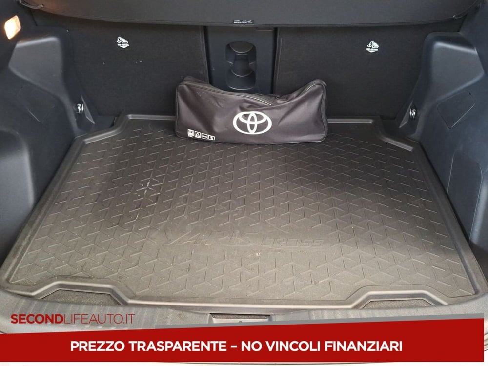 Toyota Yaris Cross usata a Roma (16)