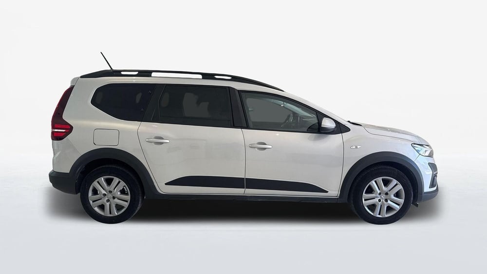 Dacia Jogger usata a Viterbo (3)