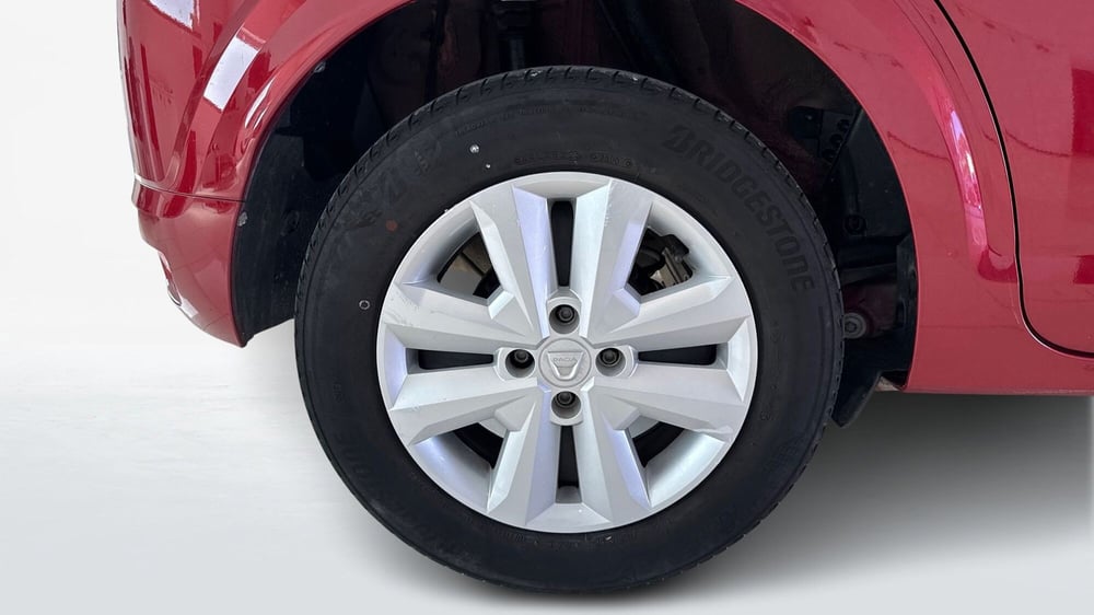 Dacia Sandero usata a Viterbo (17)