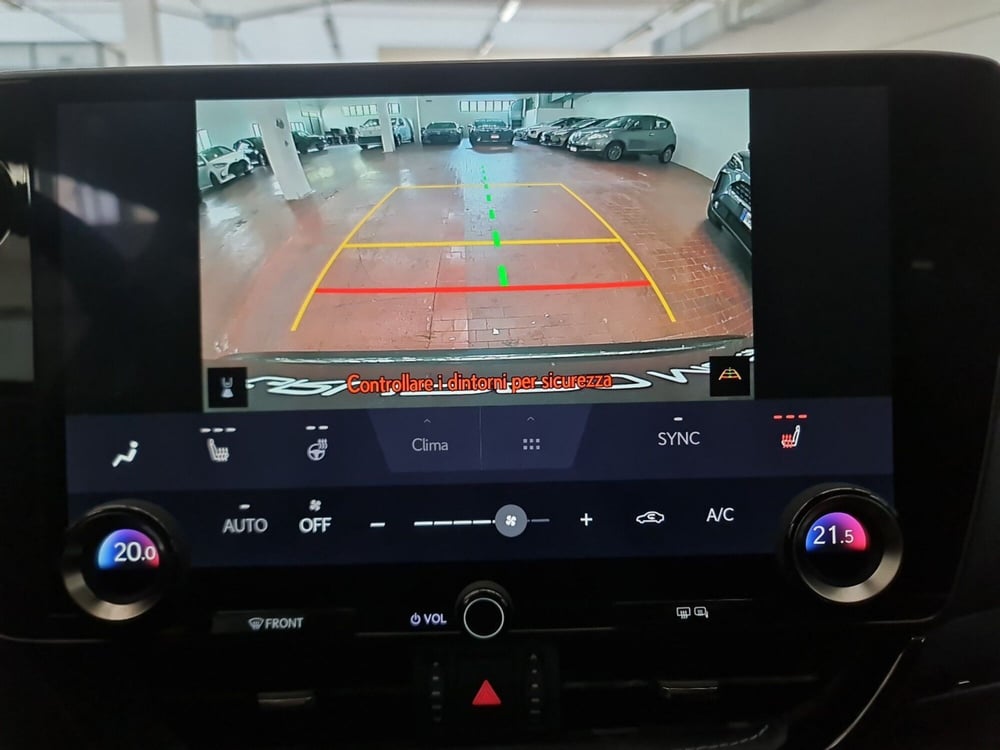 Lexus NX usata a Bologna (16)