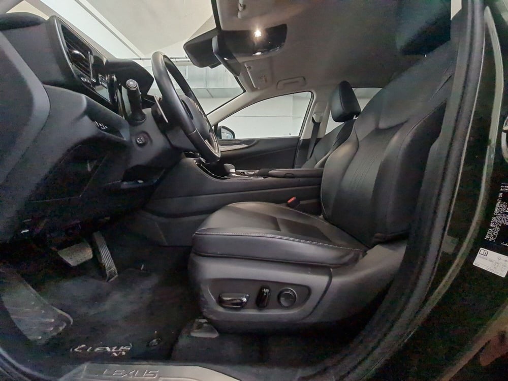Lexus NX usata a Bologna (8)