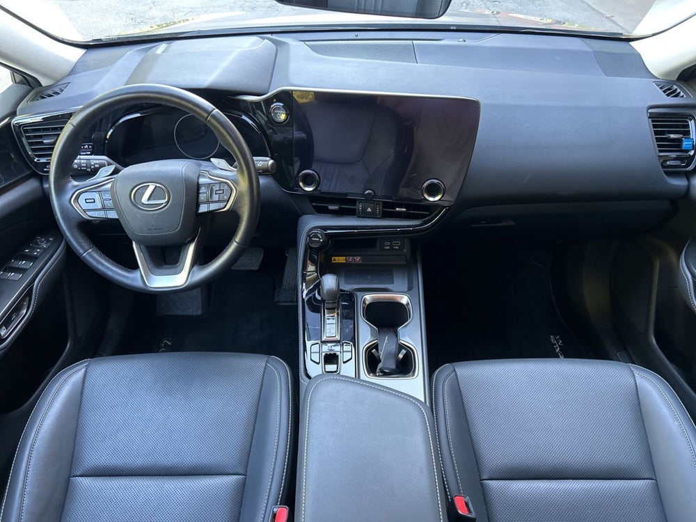 Lexus NX usata a Bologna (10)