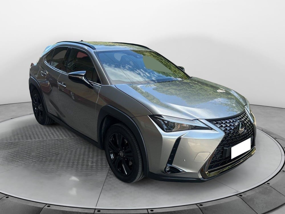 Lexus UX usata a Bologna (3)