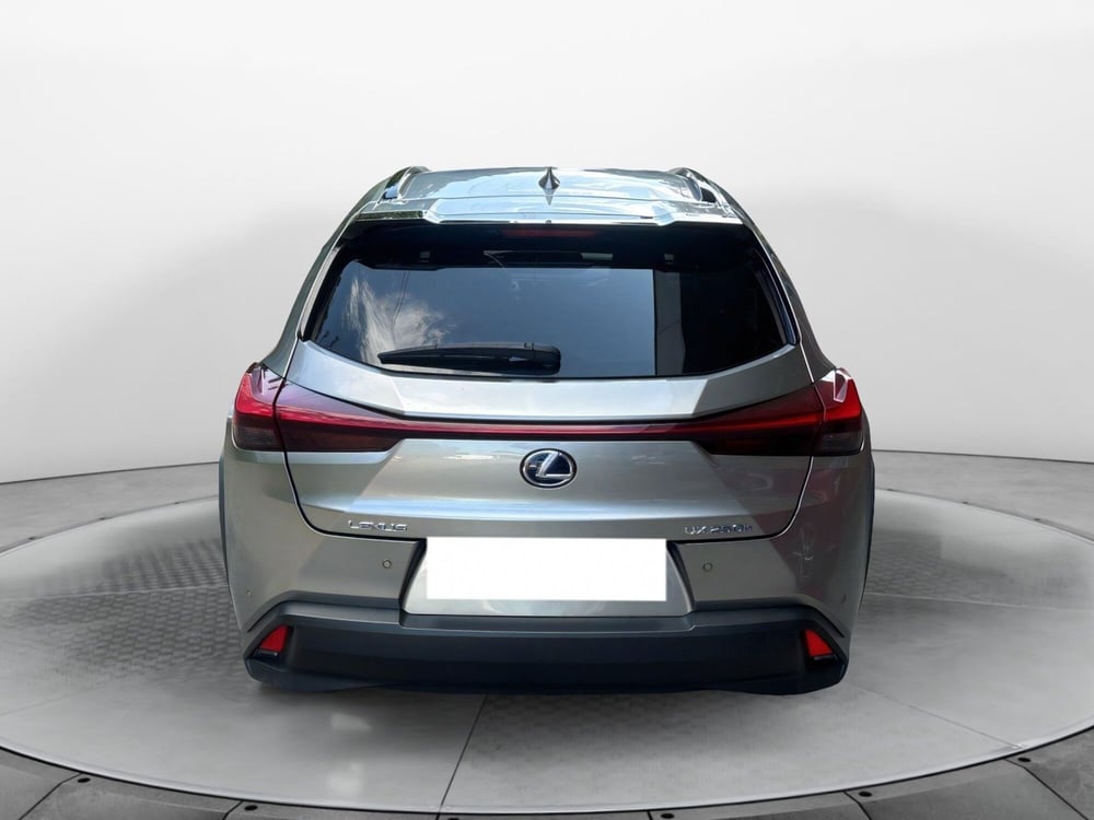 Lexus UX usata a Bologna (4)